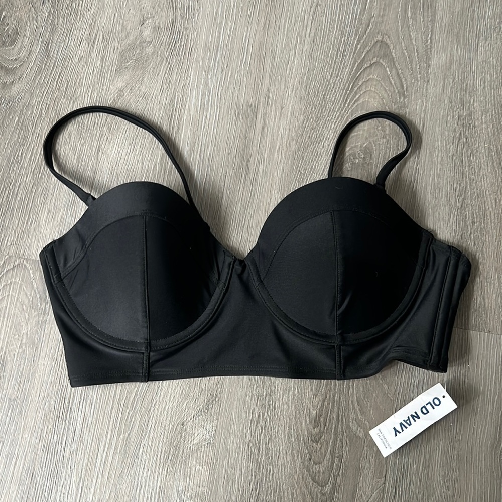 Old Navy Bathing Suit Top NWT